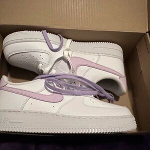 NIB Nike AF1 ‘07 White with lavender